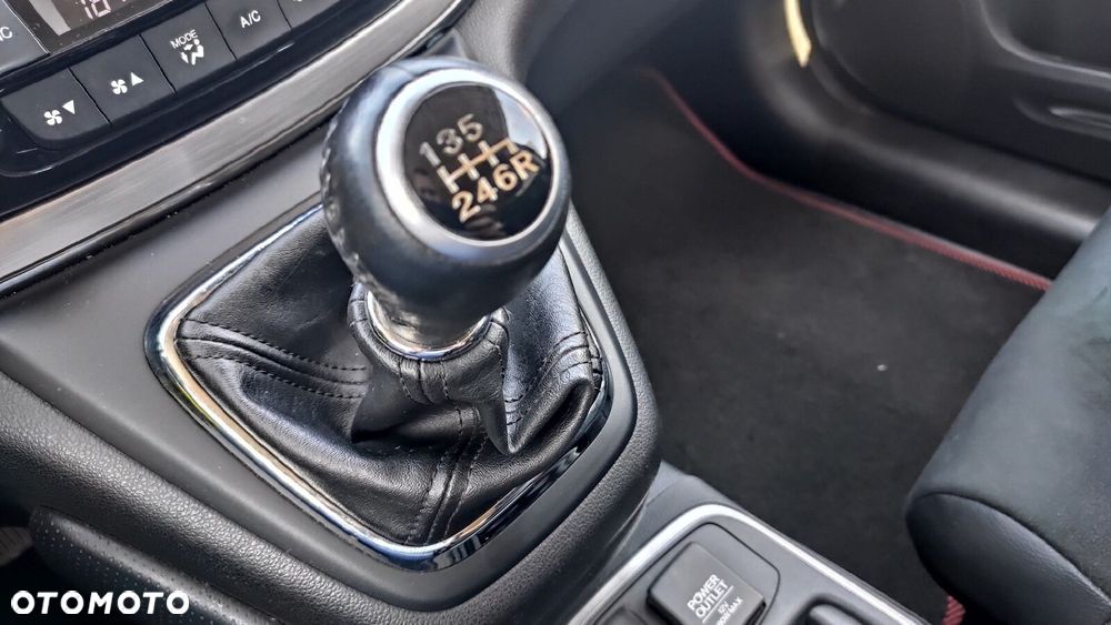 Honda CR-V - 30