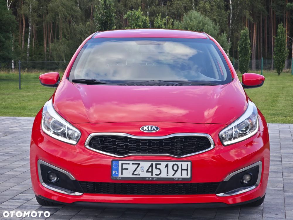 Kia Ceed 1.6 CRDi L Business Line DCT - 7
