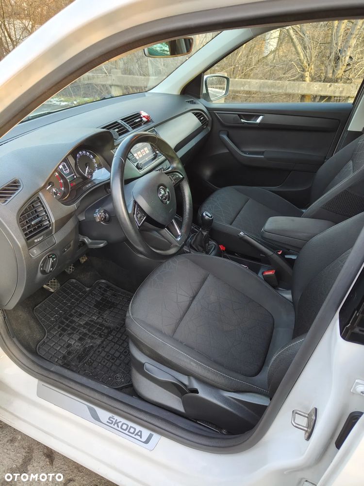 Skoda Fabia 1.0 MPI Clever - 8