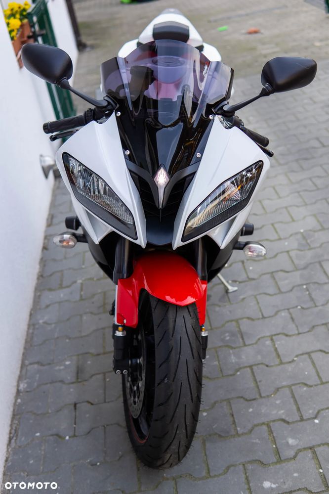 Yamaha R6 - 16