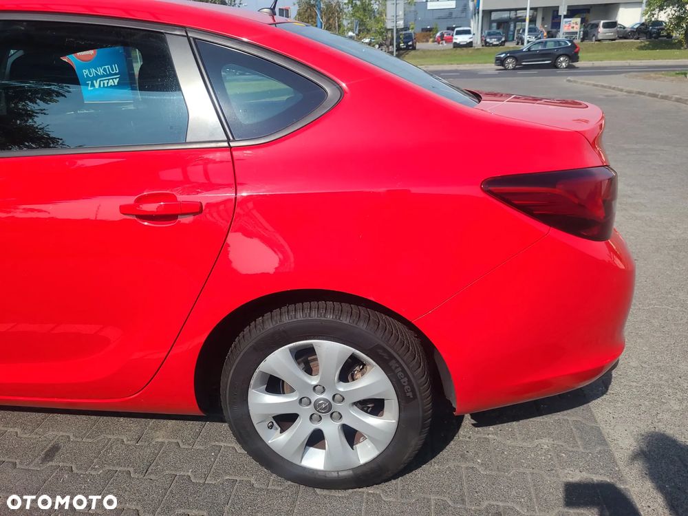 Opel Astra IV 1.4 T Business S&S - 8