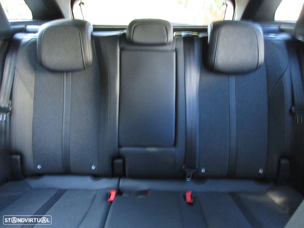 Peugeot 3008 1.5 BlueHDi GT Line EAT8 - 44