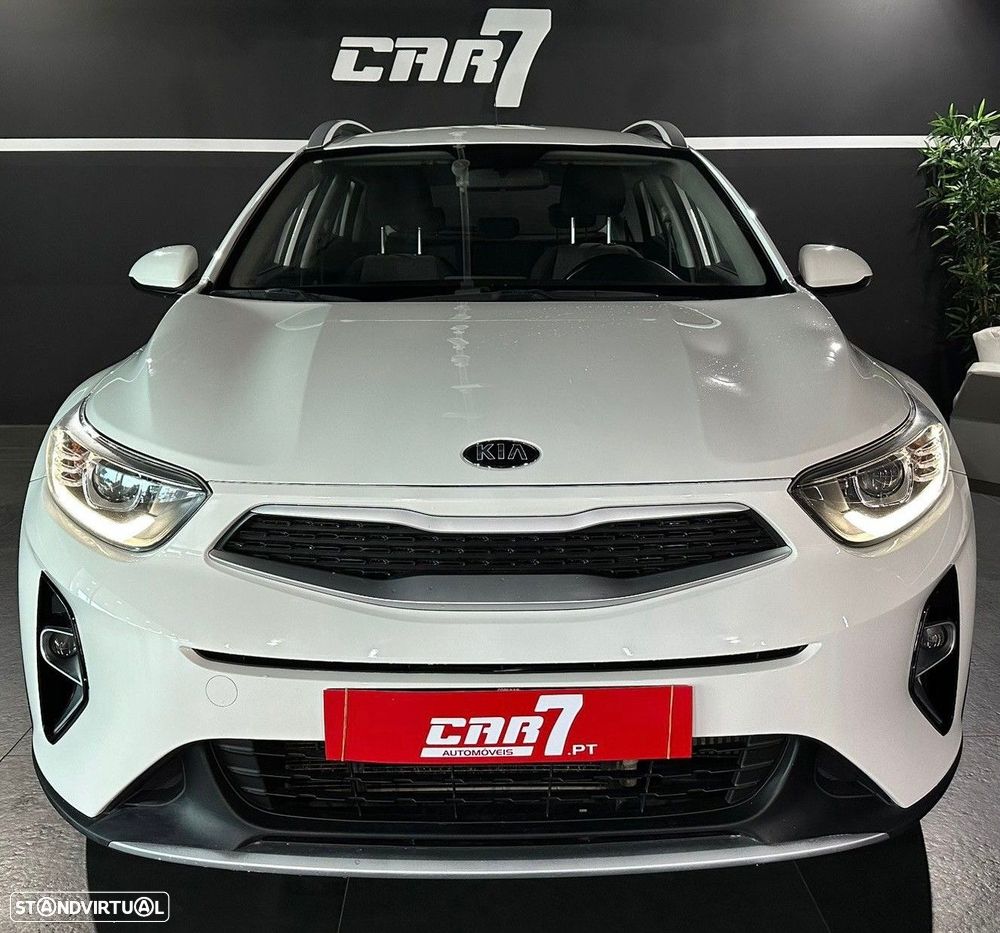 Kia Stonic 2021 photo 2