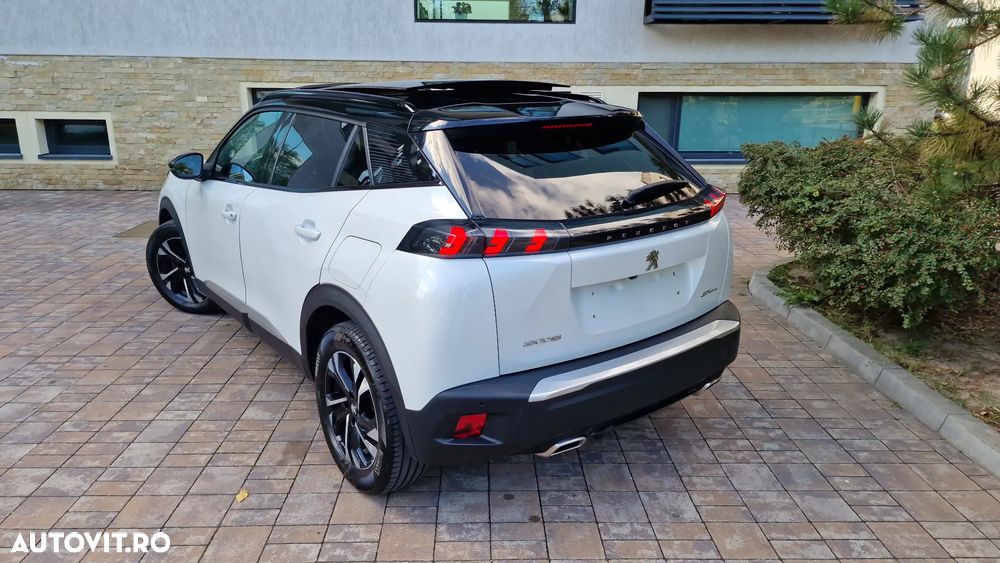 Peugeot 2008 PureTech 130 EAT8 GT Exclusive - 9