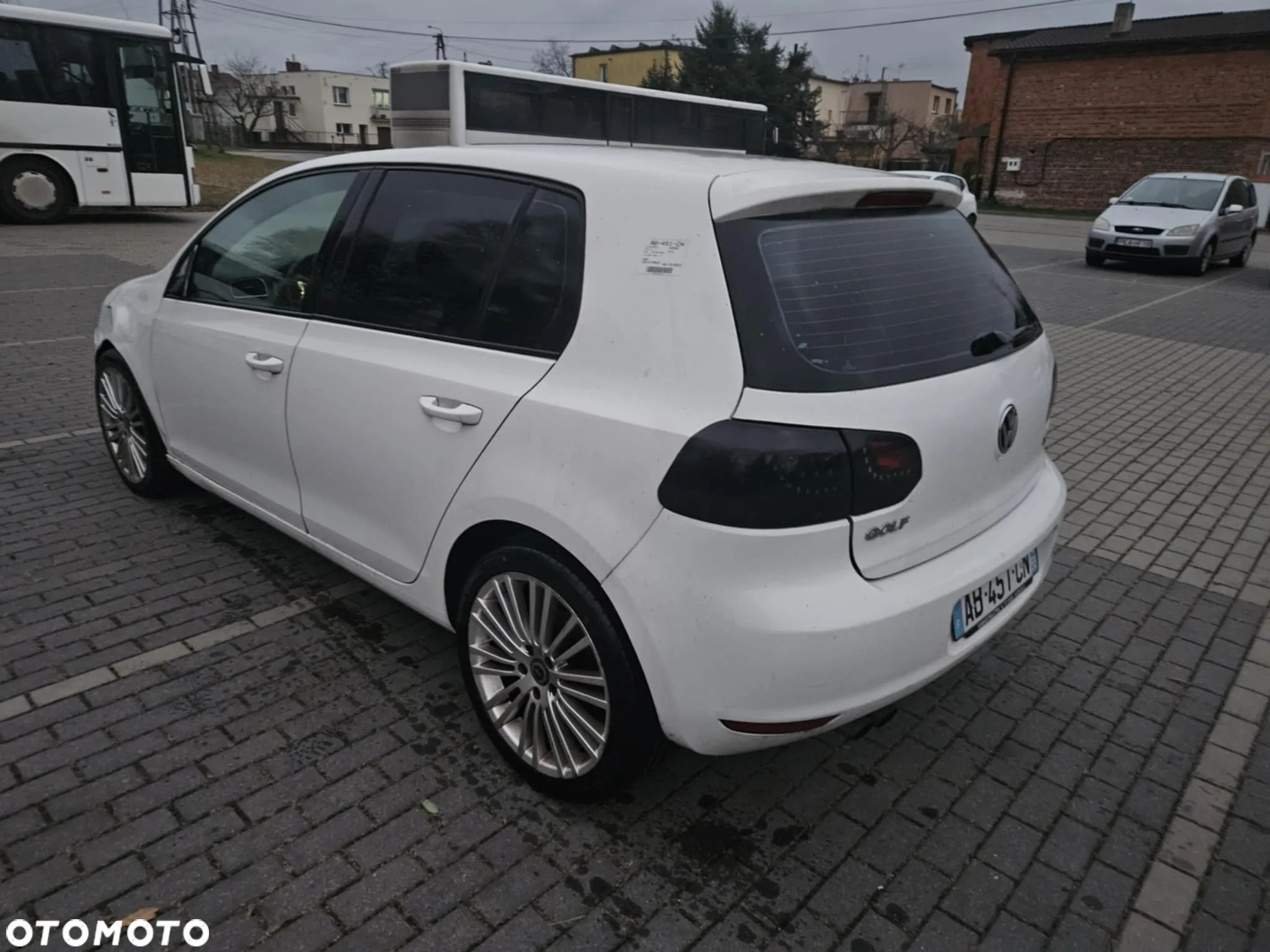 Volkswagen Golf 2.0 TDI DPF DSG Trendline - 7