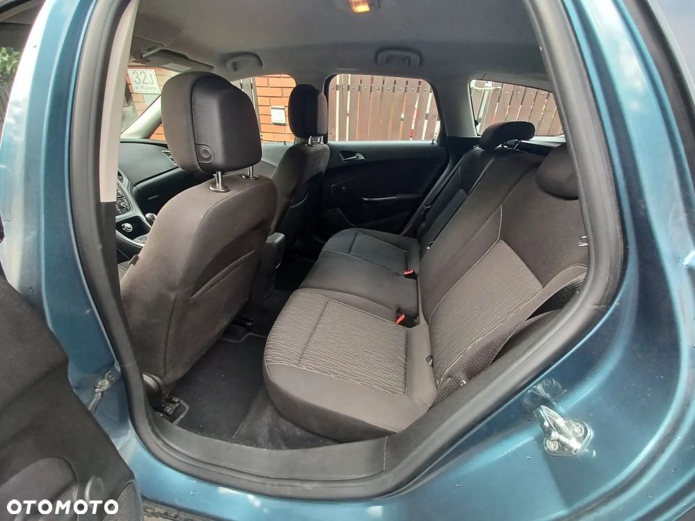Opel Astra - 8