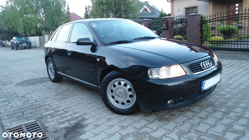 Audi A3 Sportback 1.9 TDI Ambiente - 1