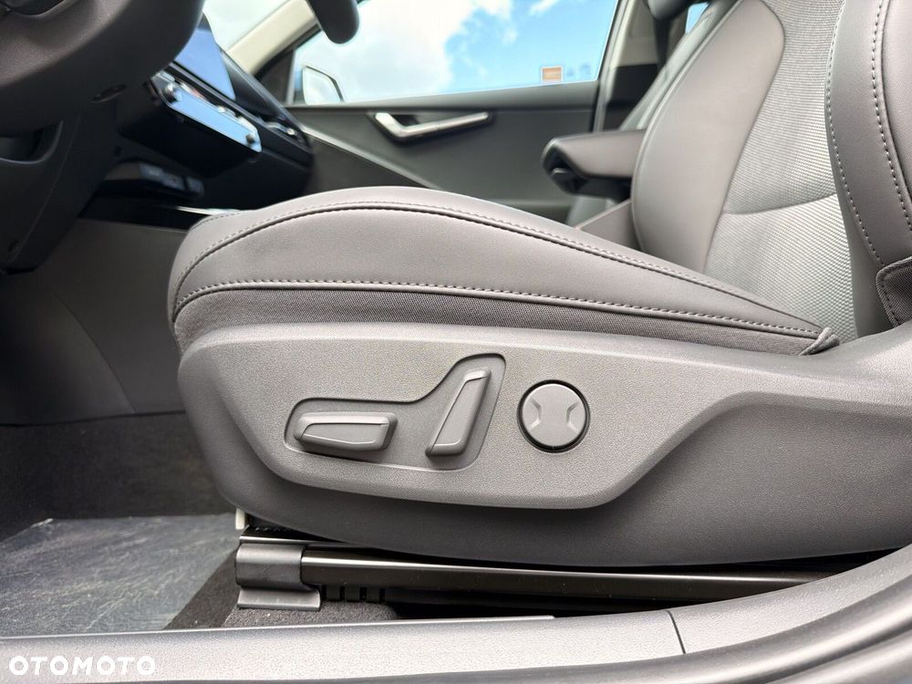 Kia Niro - 24