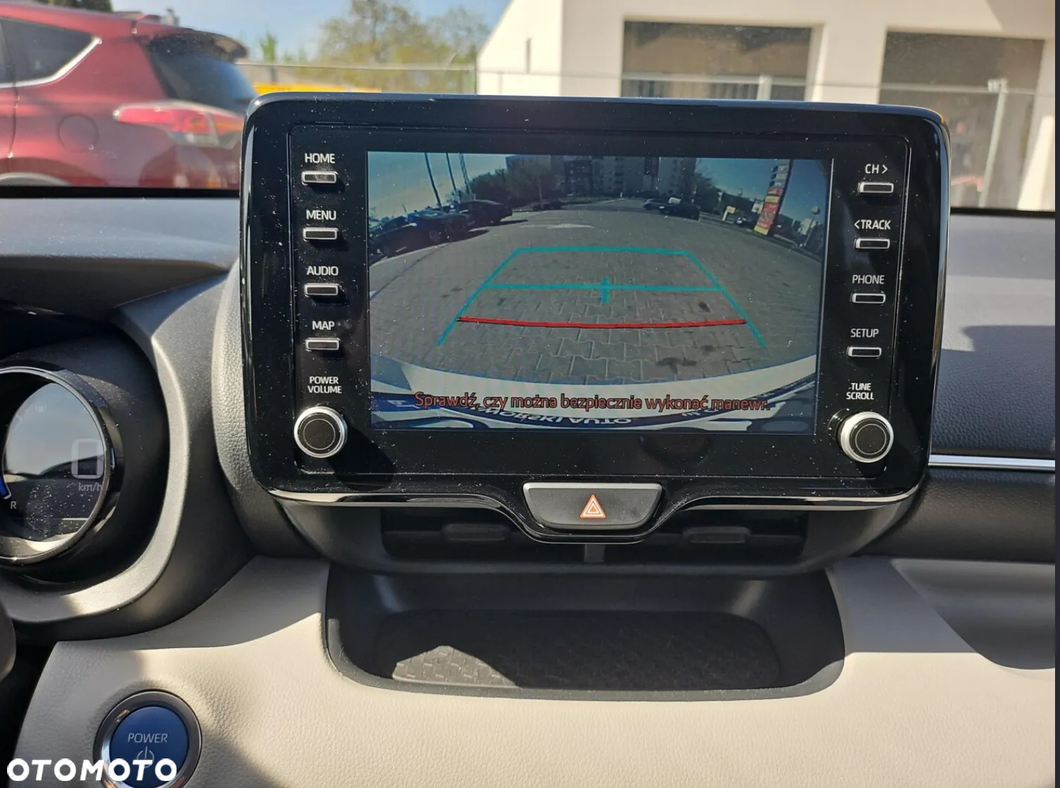 Toyota Yaris Hybrid 1.5 Executive - 14