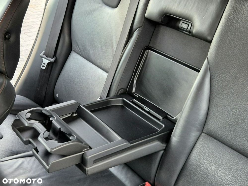 Volvo XC 60 - 16