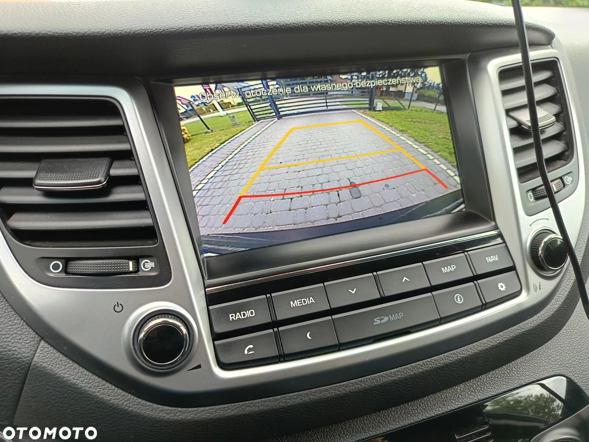 Hyundai Tucson 1.6 GDI BlueDrive Style 2WD - 16