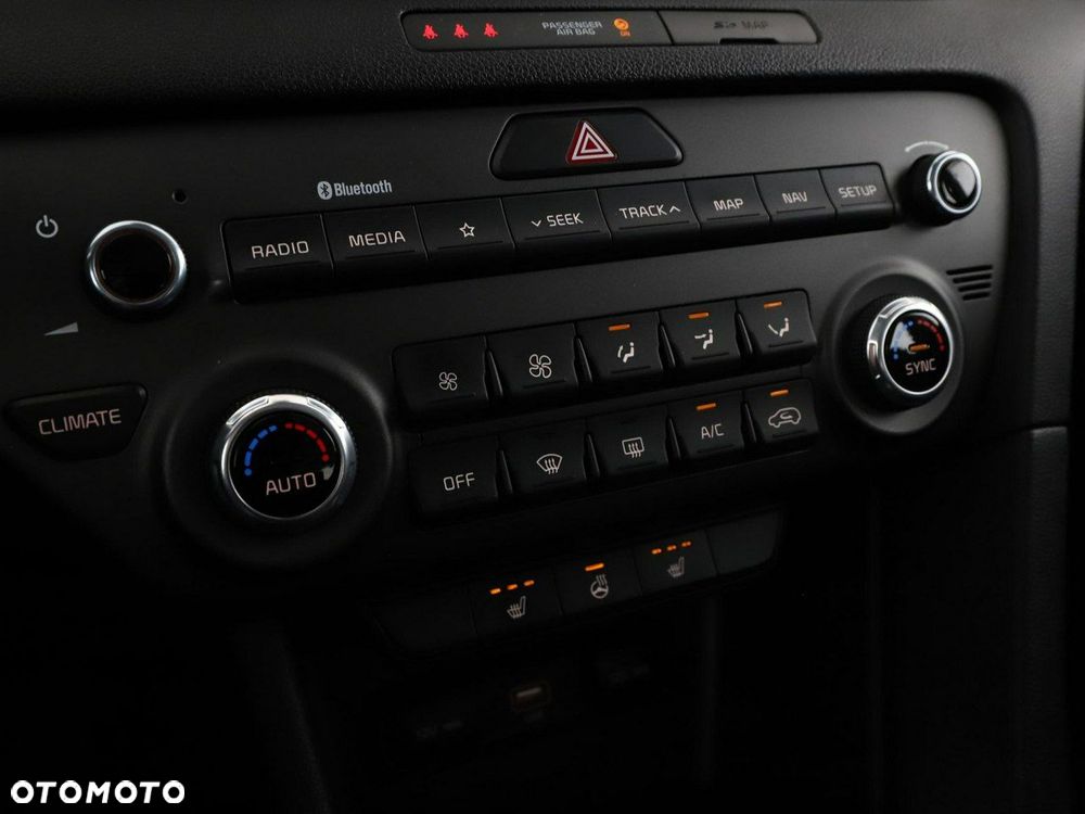 Kia Sportage 1.6 T-GDI 2WD VISION - 27