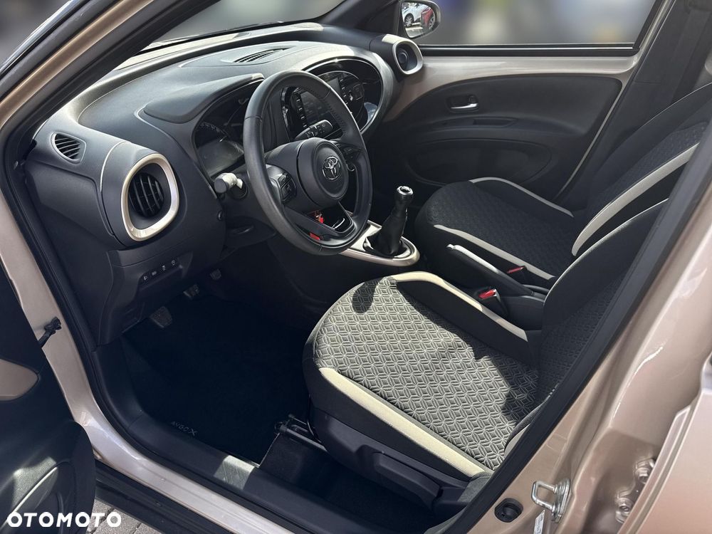 Toyota Aygo X - 9