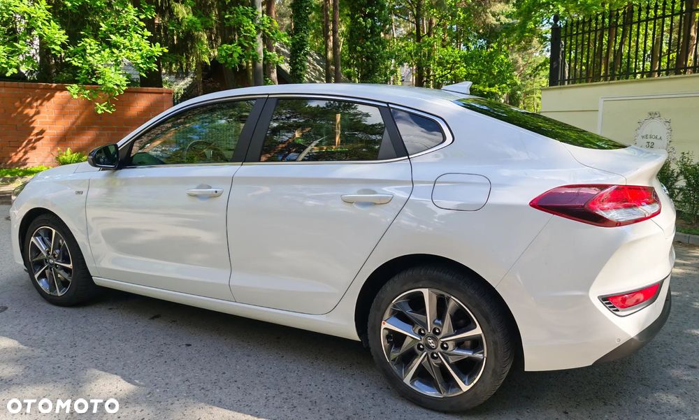 Hyundai i30 1.5 T-GDI 48V Executive - 3