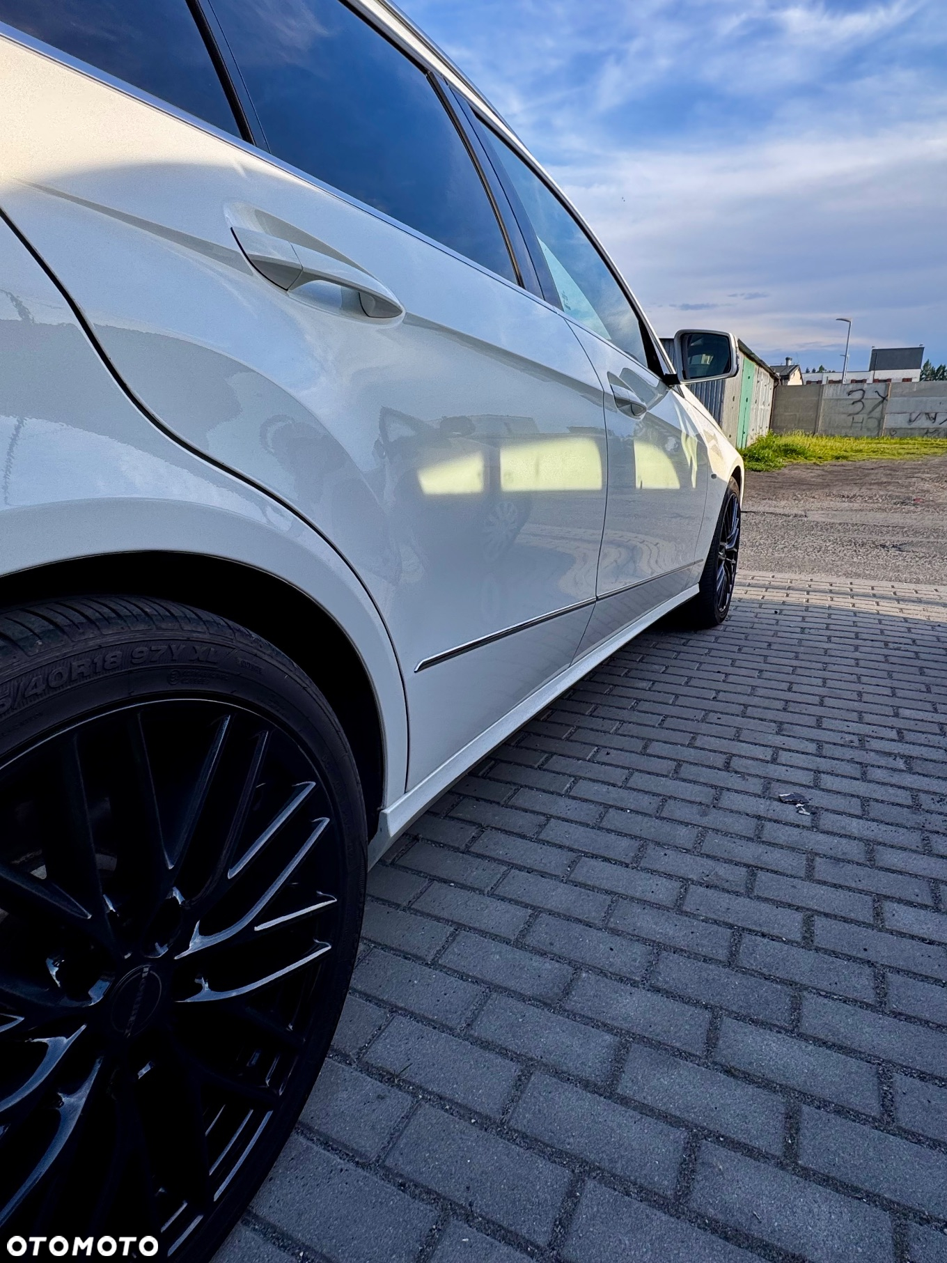 Mercedes-Benz Klasa E 250 CDI 4-Matic BlueEff Avantgarde - 12