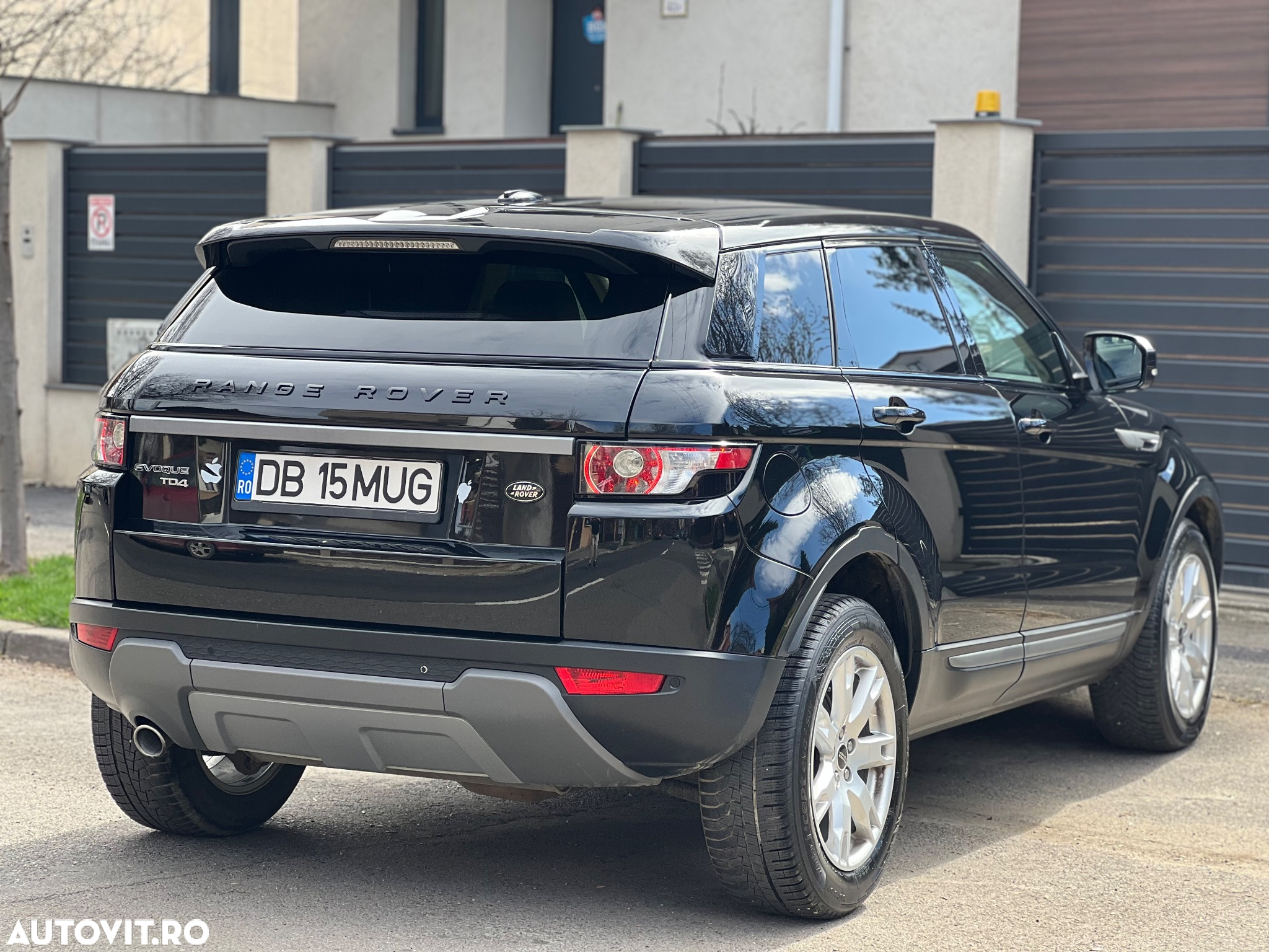 Land Rover Range Rover Evoque - 3