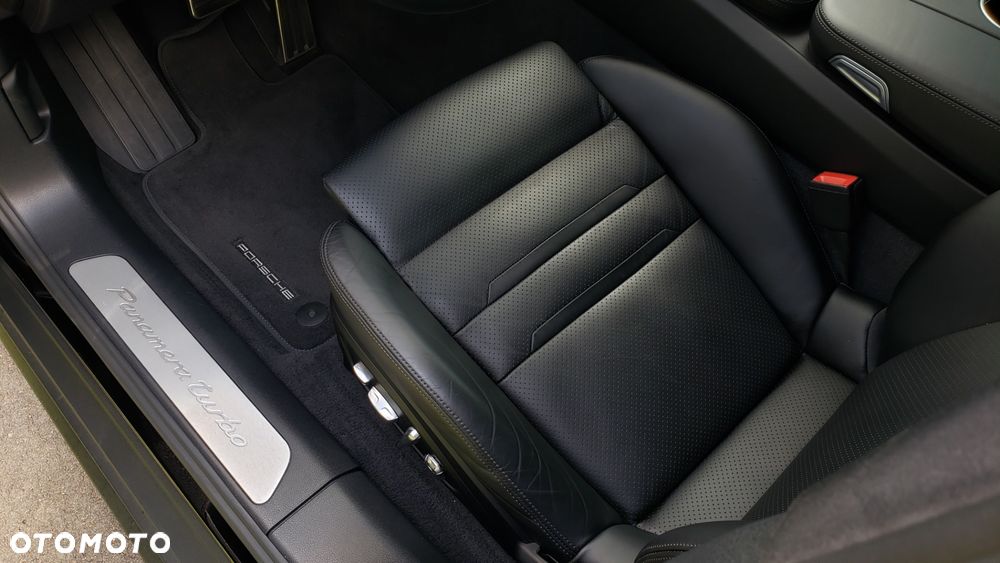 Porsche Panamera - 20
