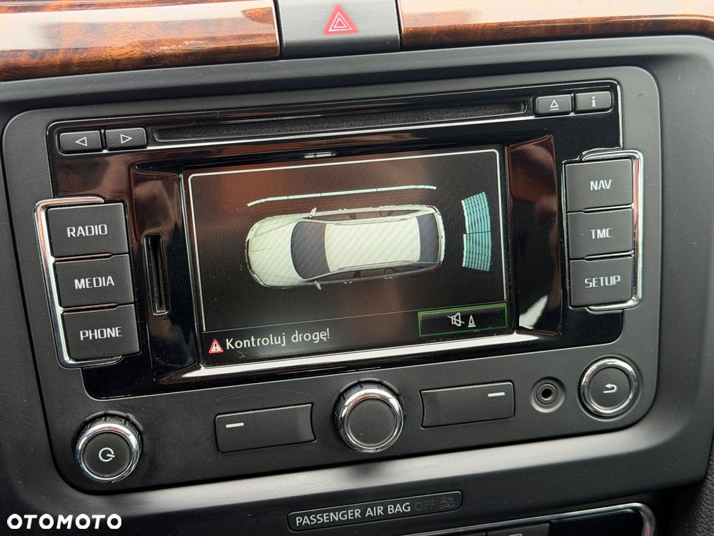 Skoda Superb 2.0 TDI Elegance DSG - 33