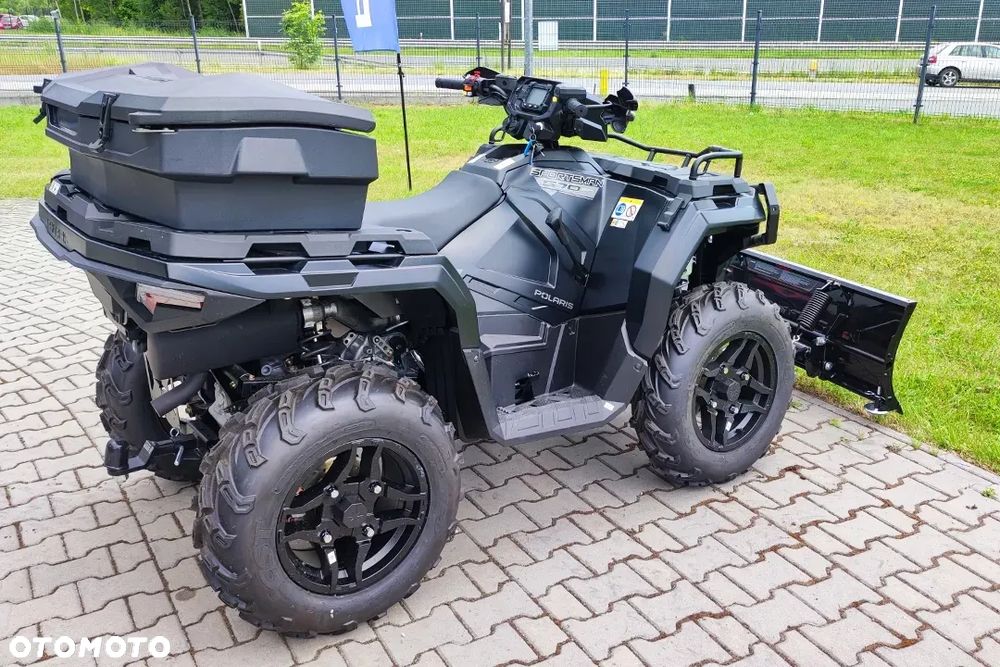 Polaris Sportsman - 8