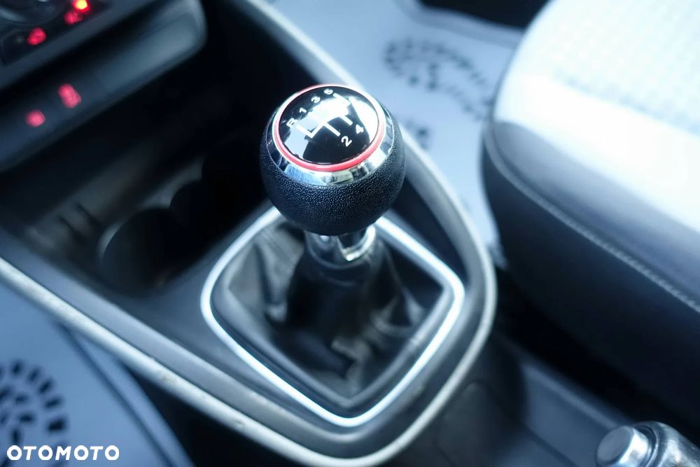 Audi A1 3-drzwiowe 1.6 TDI S line edition - 21