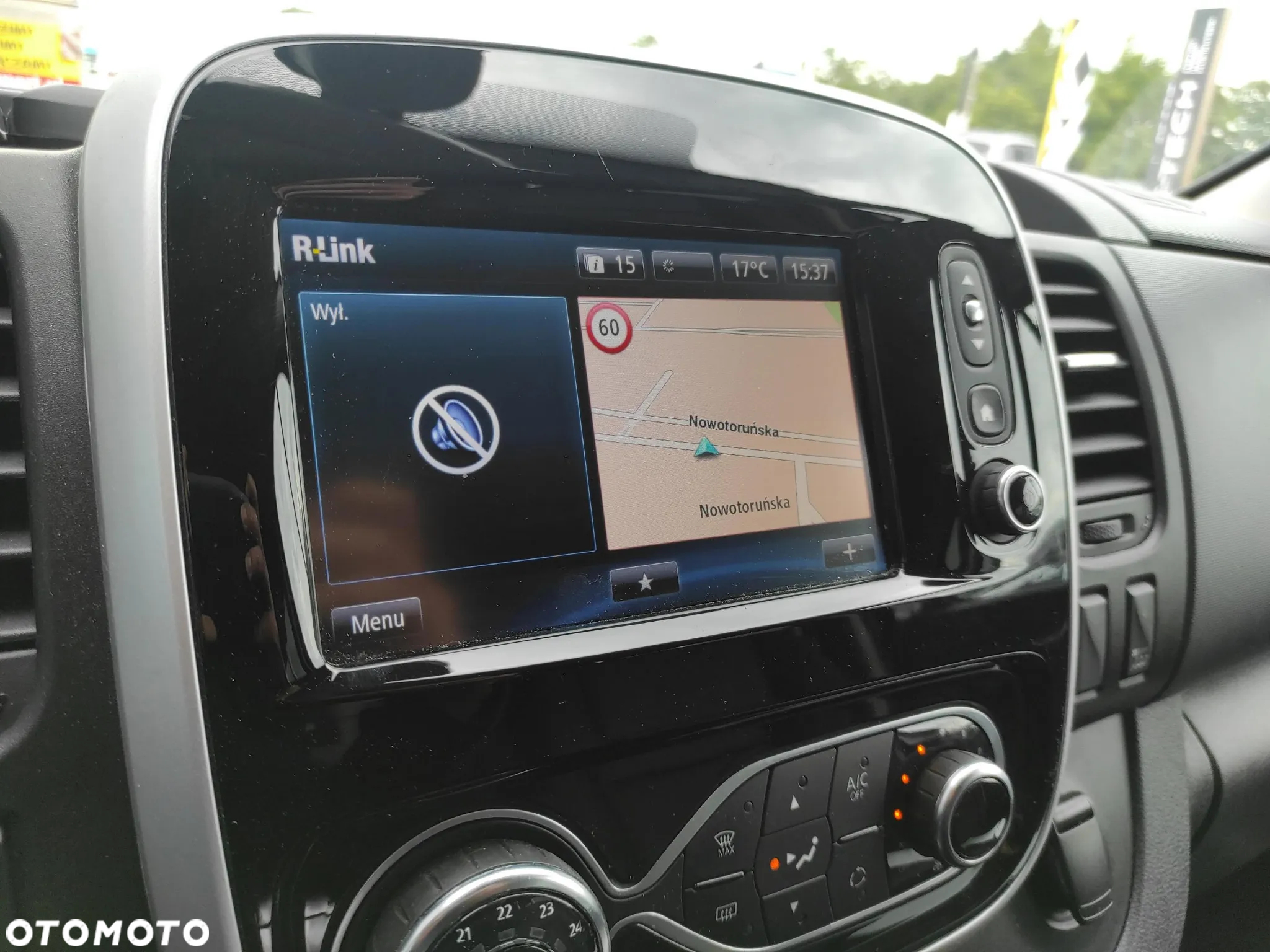 Renault Trafic Grand SpaceClass 2.0 dCi EDC - 24