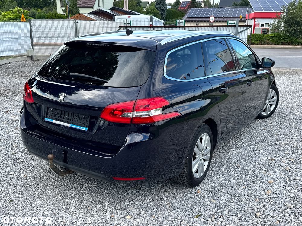 Peugeot 308 - 23