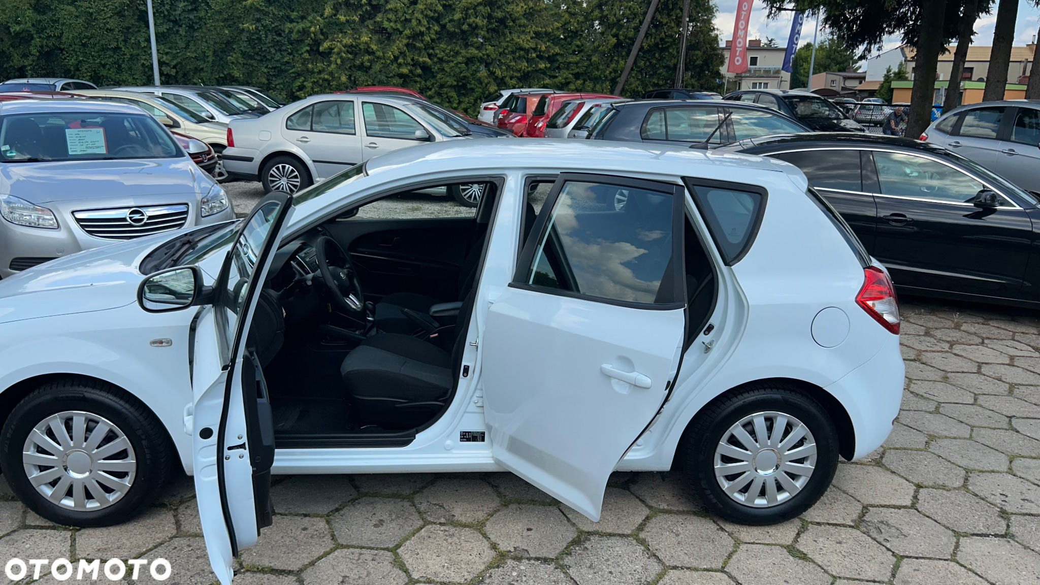 Kia Ceed 1.4 CVVT Attract - 32