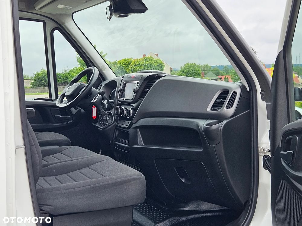 Iveco Daily 35-210, Hi-Matic Kontener plus winda 750 kg. - 27