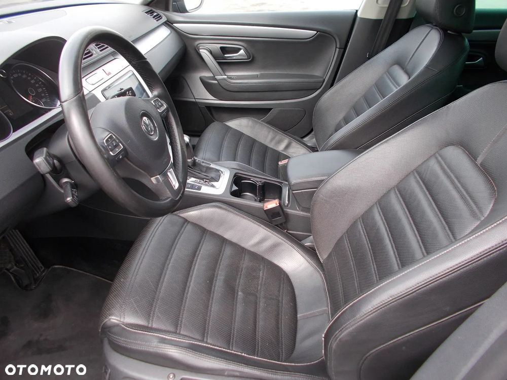 Volkswagen Passat CC 3.6 V6 4Motion DSG - 17