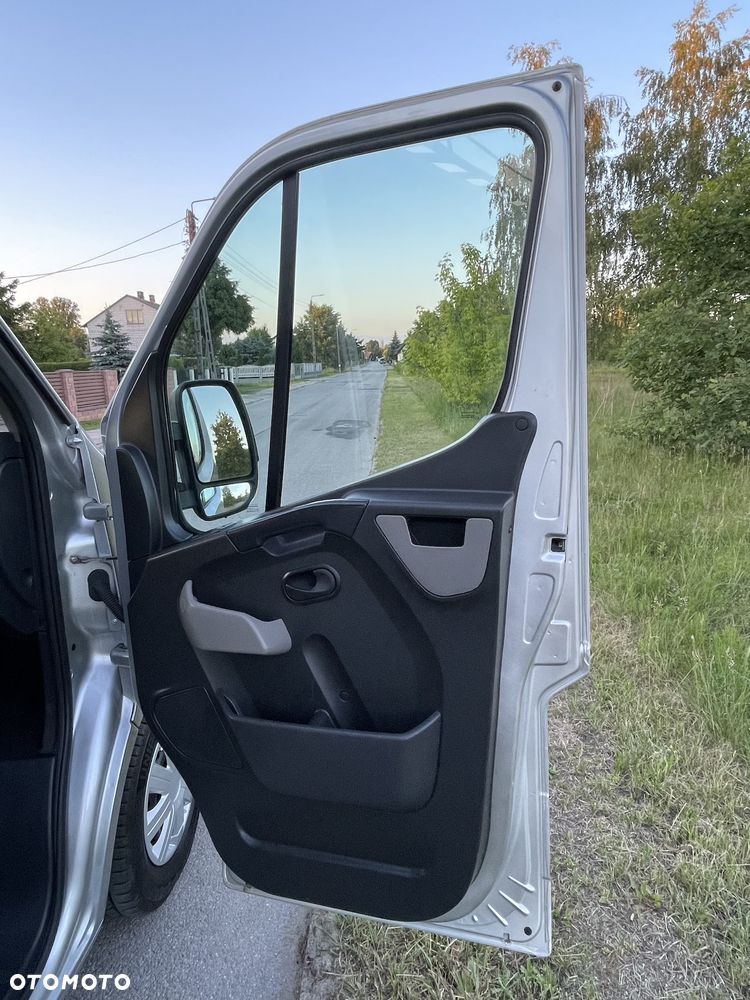 Renault Master - 25