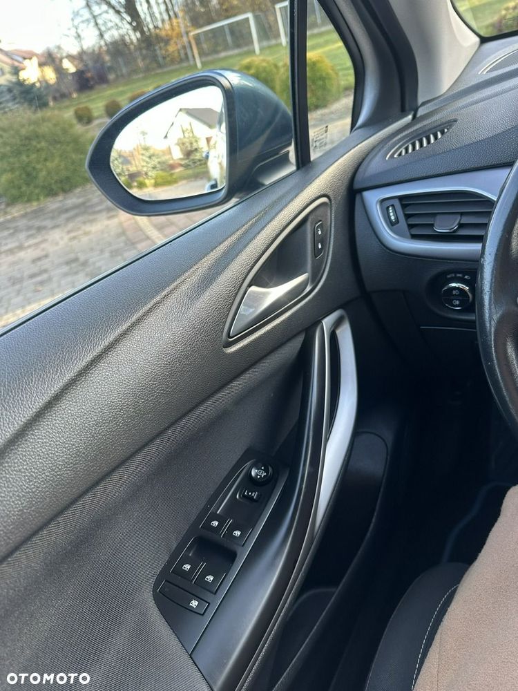 Opel Astra - 30