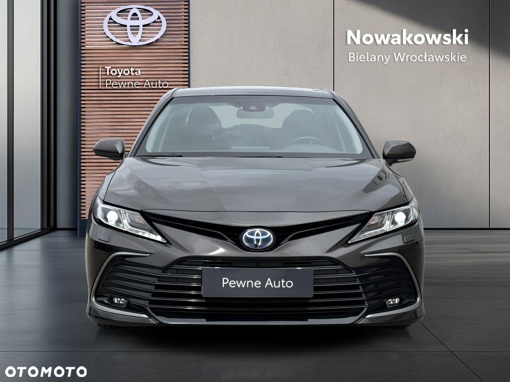 Toyota Camry 2.5 Hybrid Comfort CVT - 6