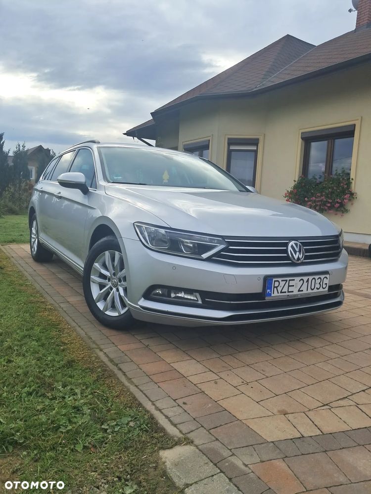 Volkswagen Passat 2.0 TDI BMT Comfortline DSG - 1