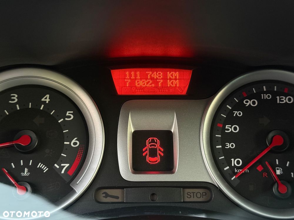 Renault Clio 1.6 16V Expression - 26