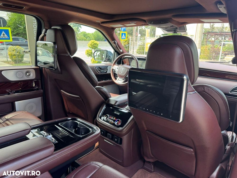 Lincoln Navigator - 20