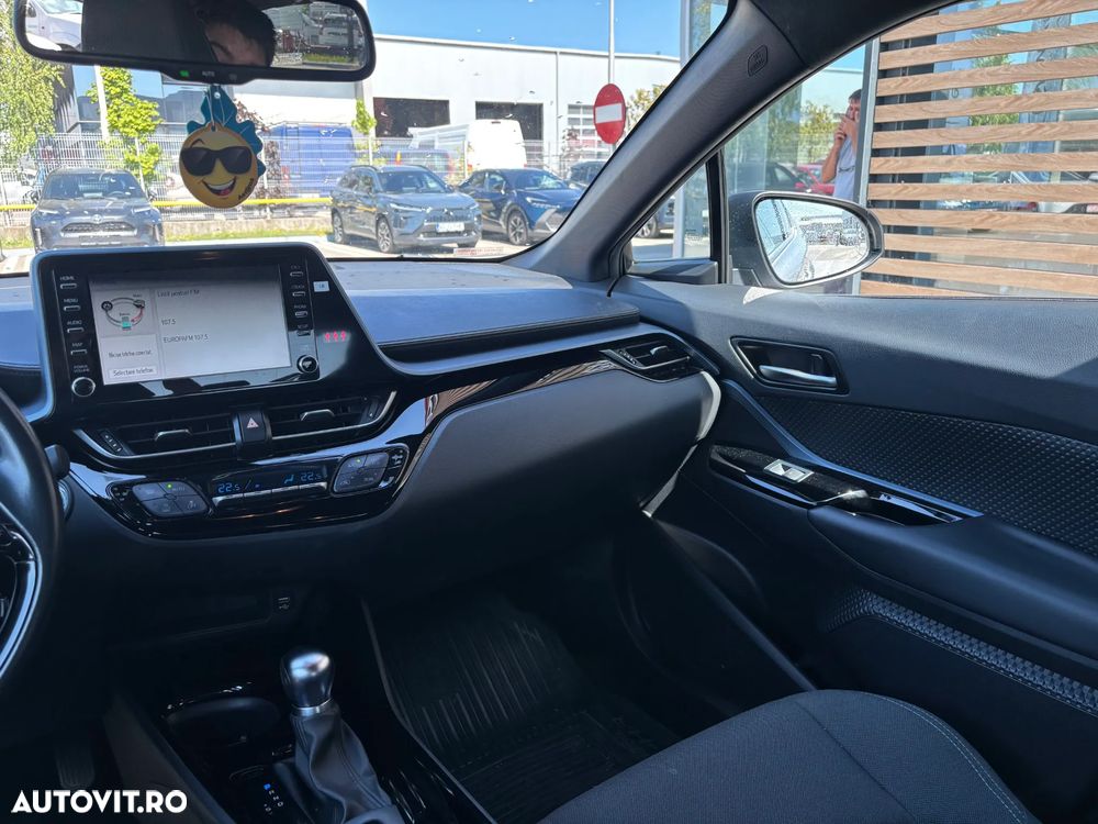 Toyota C-HR 2.0 HSD 184 CP 4x2 CVT C-ult Style - 15