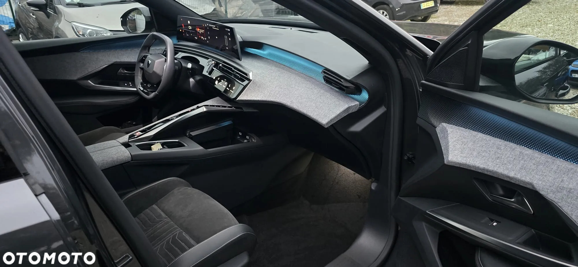 Peugeot 3008 1.2 PureTech mHEV Allure Pack S&S e-DCS6 - 38