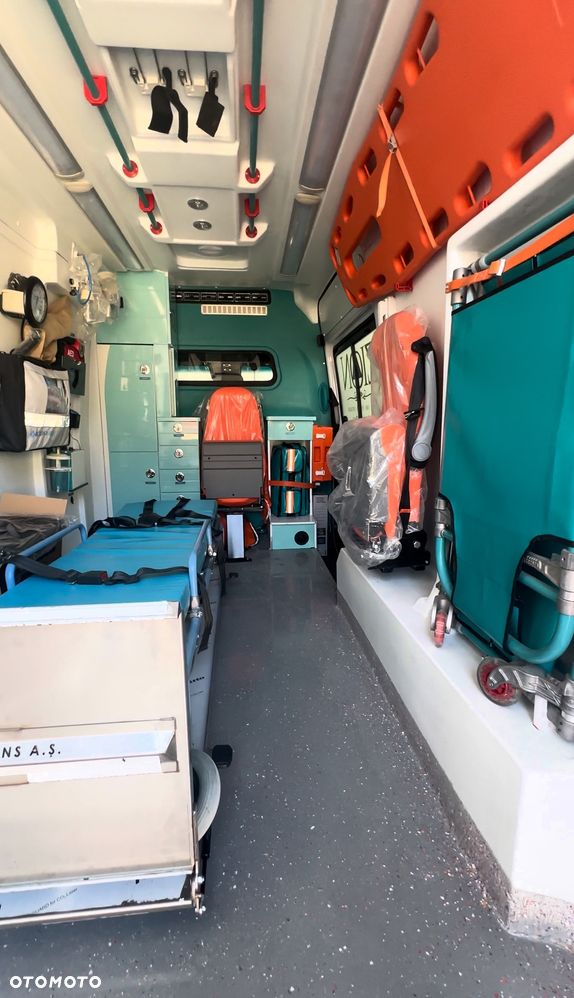 Mercedes-Benz Sprinter Ambulans Typ C - 8