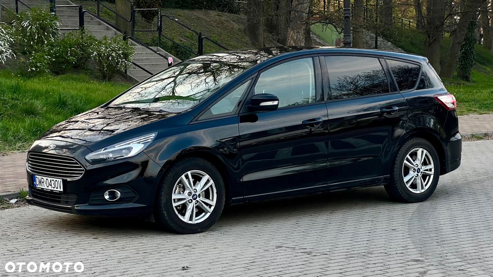 Ford S-Max 2.0 EcoBlue Titanium - 3