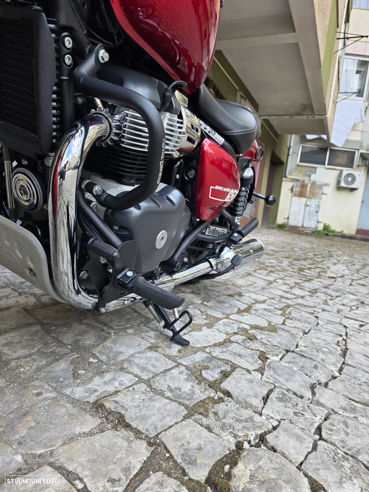 Royal Enfield Super Meteor 650 - 5