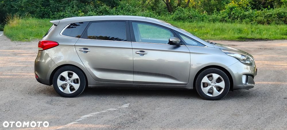 Kia Carens 1.6 GDI Dream-Team Edition - 1