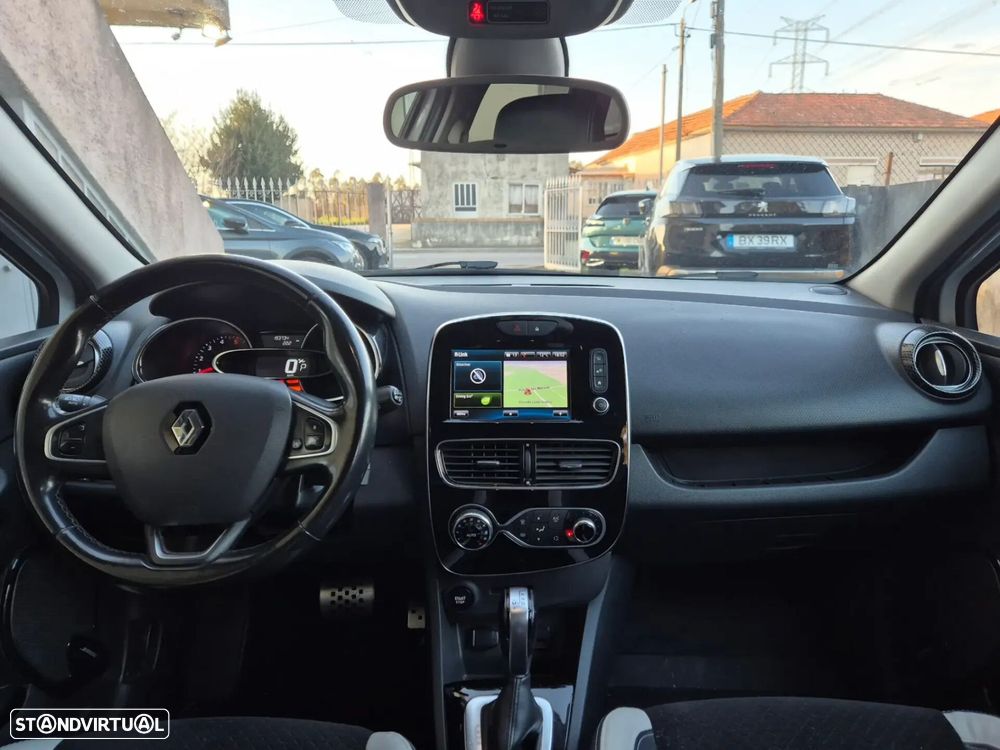 Renault Clio Sport Tourer - 15