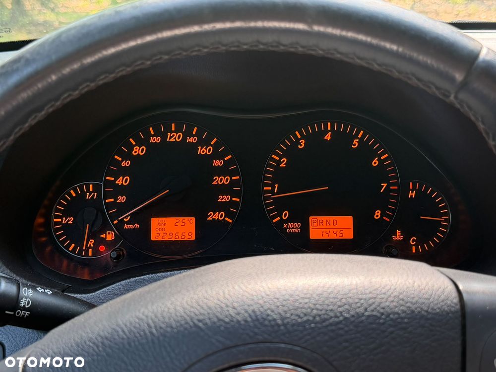 Toyota Avensis 2.0 VVT-i Automatik Executive - 17