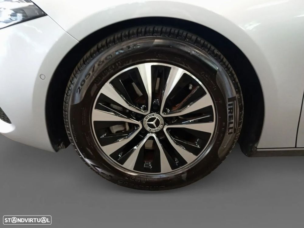 Mercedes-Benz A 200 Standard - 16