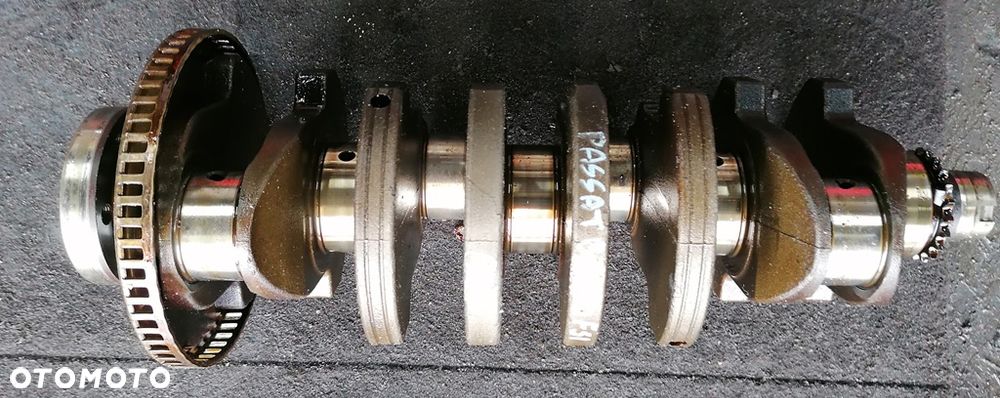 VW PASSAT B6 05- 2.0 FSI WAŁ KORBOWY 050105189B BLR - 1