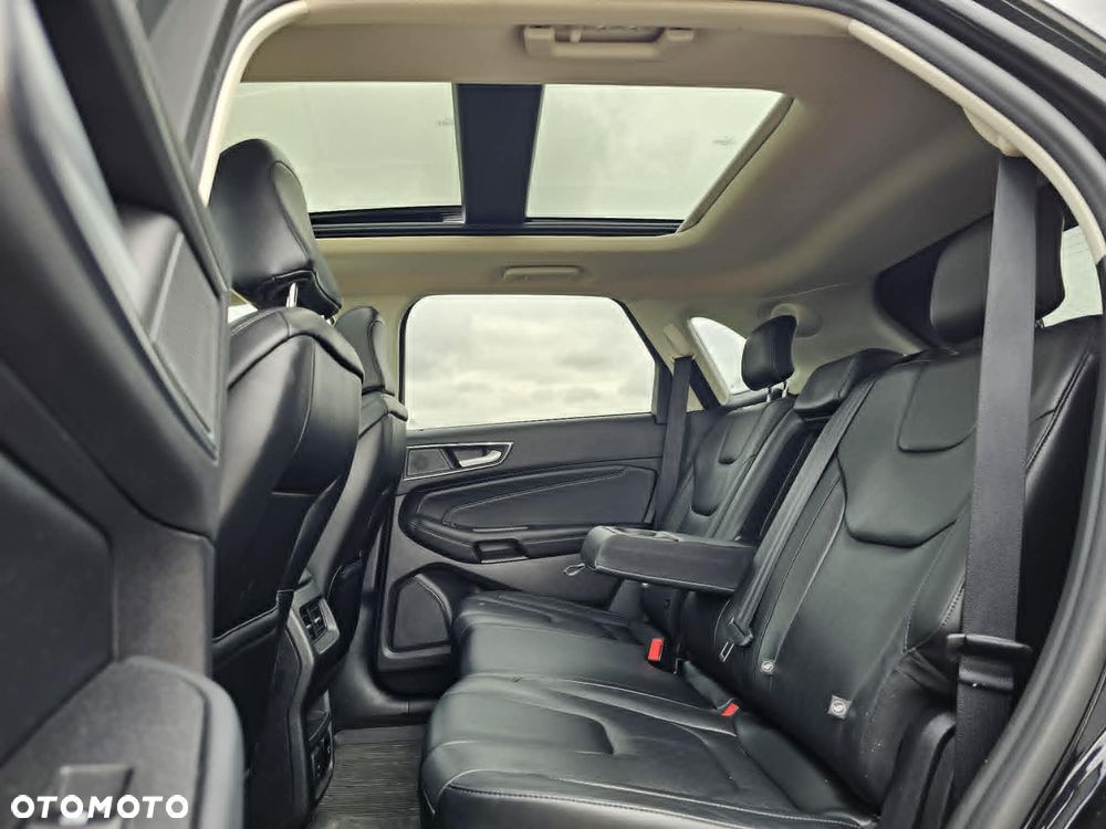 Ford Edge - 19