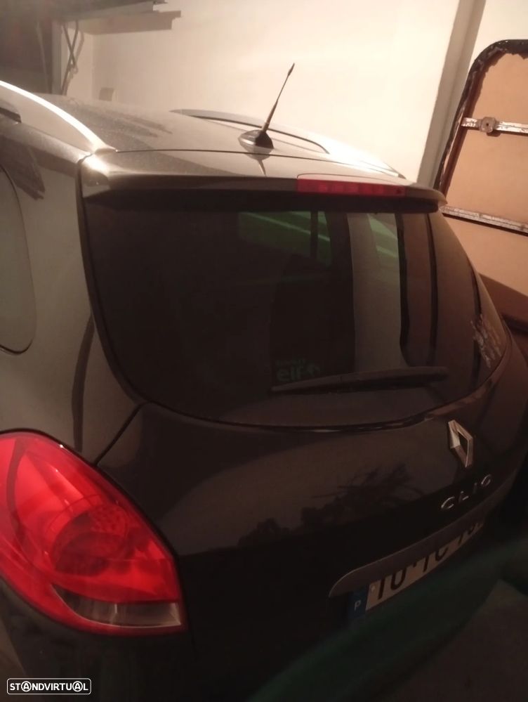 Renault Clio Sport Tourer - 2