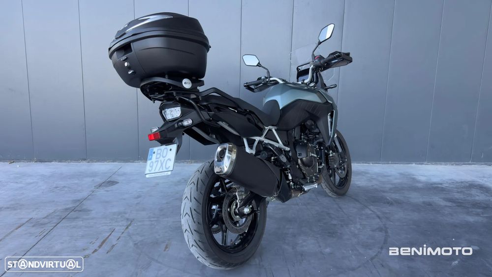 Suzuki DL 800 - 3