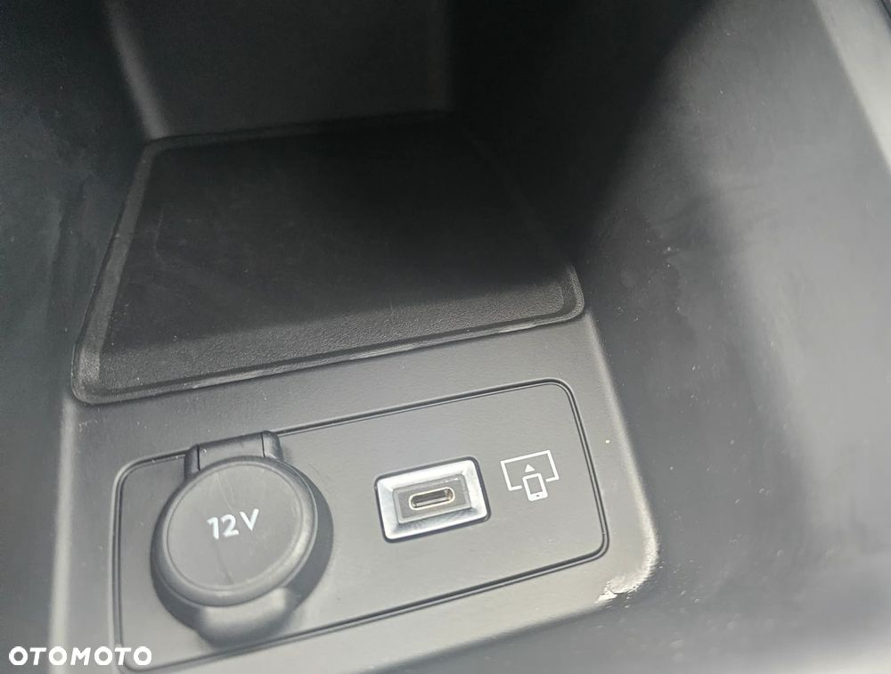 Peugeot 408 1.2 PureTech mHEV Allure S&S e-DCS6 - 17