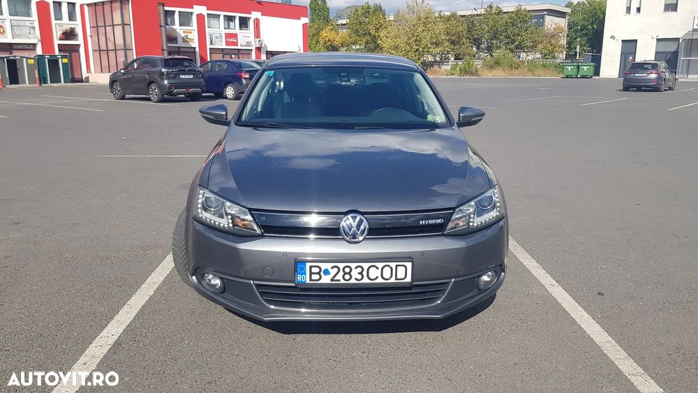 Volkswagen Jetta - 5